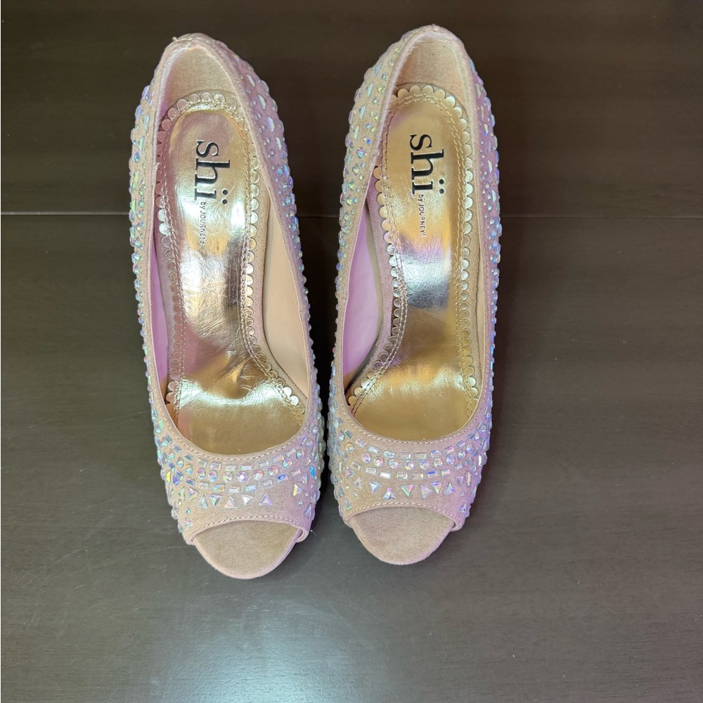 Shi By Journeys Heels Womens 7 M Beige Iridescent Rhinestones